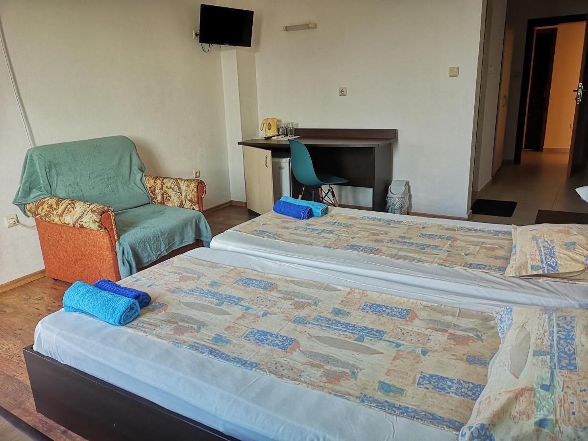 Paunovi Guest House 프리모르스코 외부 사진