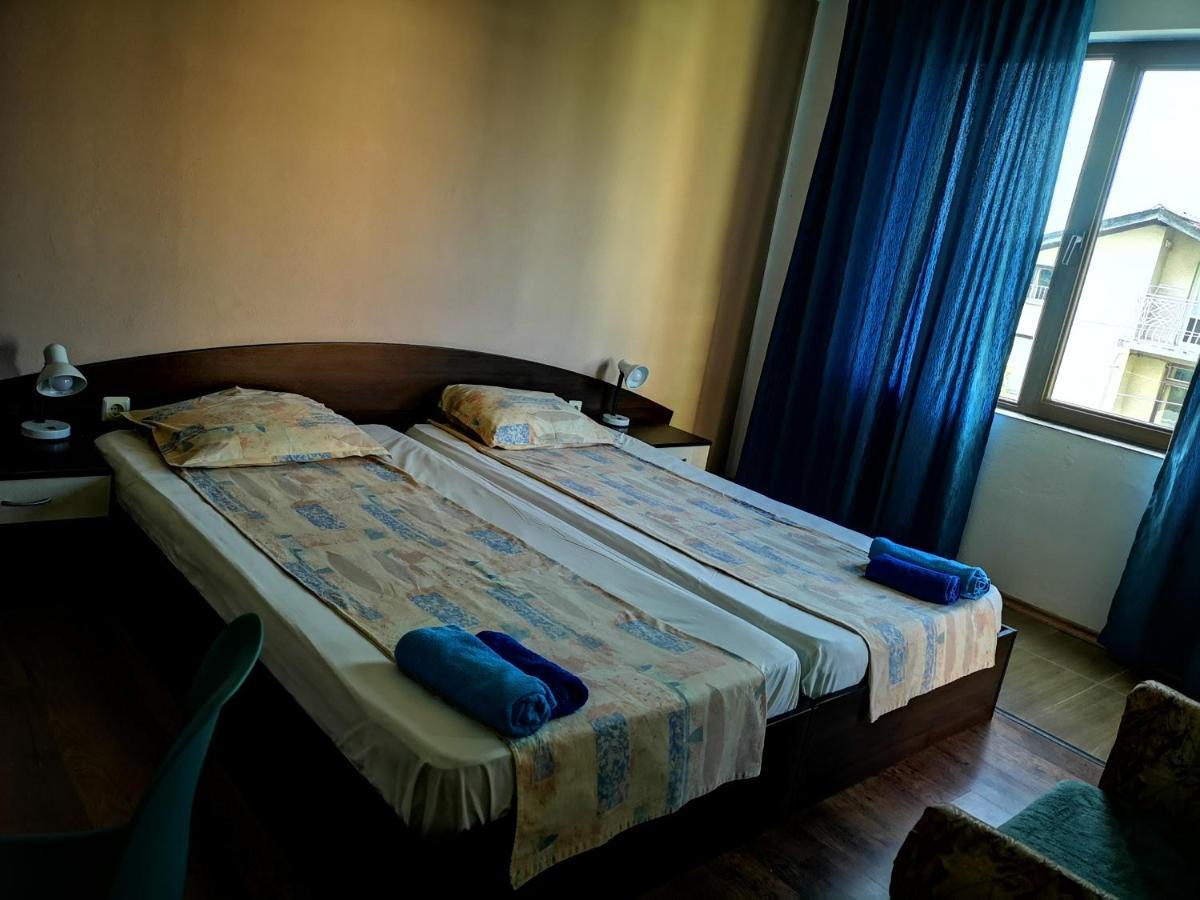Paunovi Guest House 프리모르스코 외부 사진