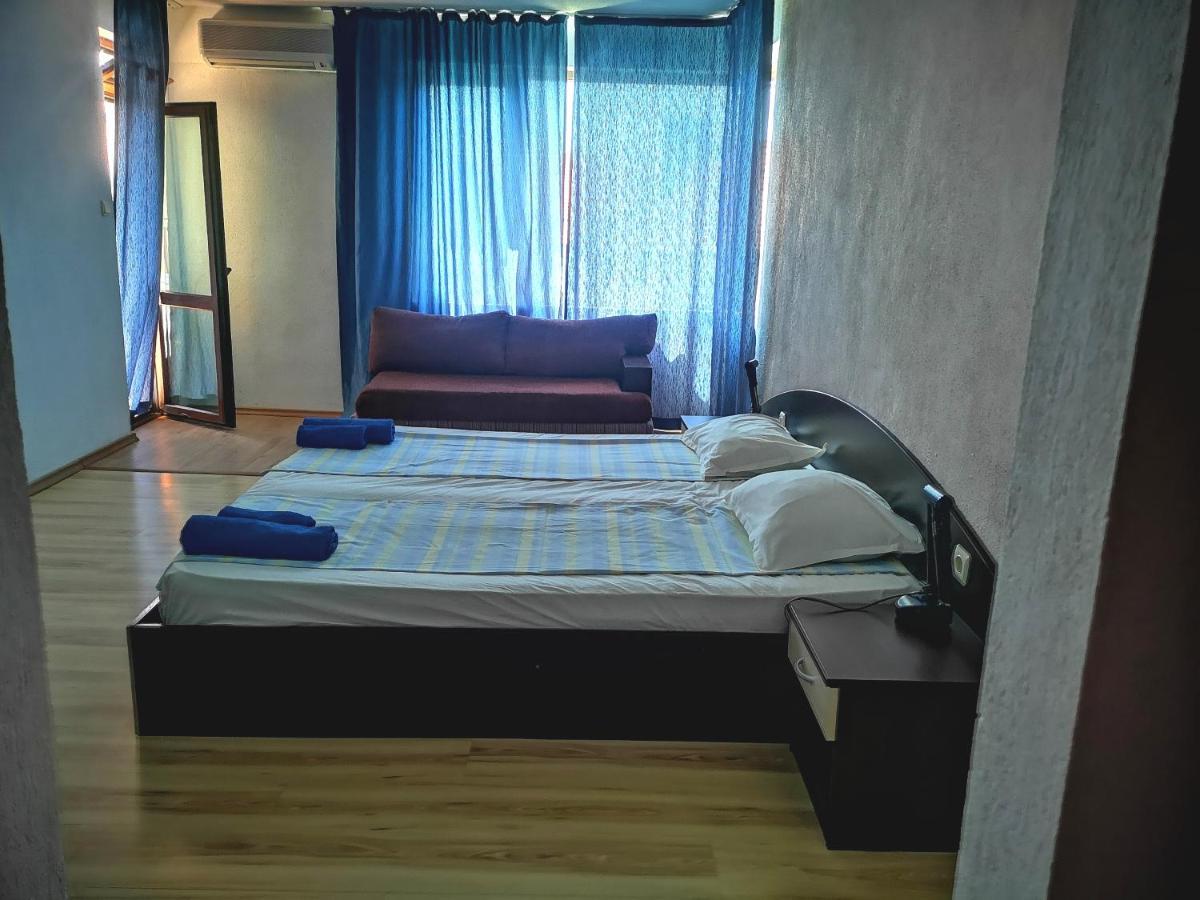 Paunovi Guest House 프리모르스코 외부 사진
