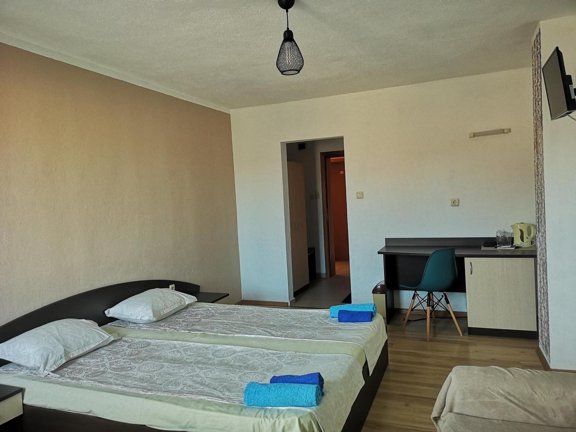 Paunovi Guest House 프리모르스코 객실 사진