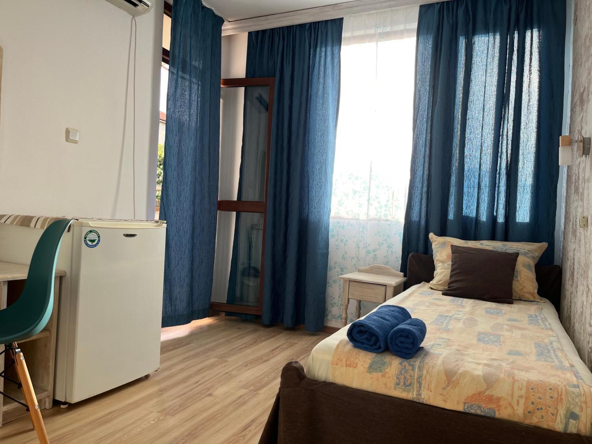 Paunovi Guest House 프리모르스코 외부 사진