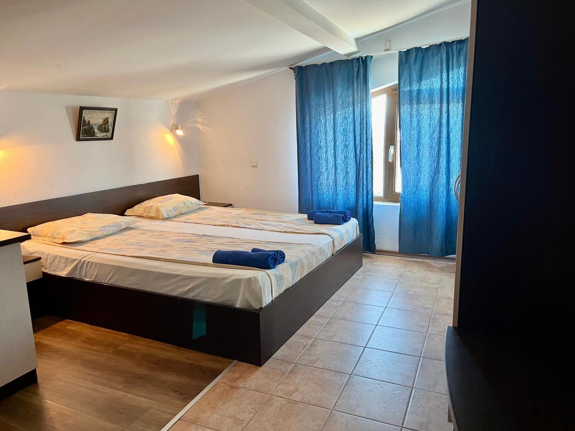 Paunovi Guest House 프리모르스코 외부 사진